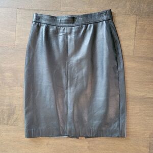 Vera Pelle Italian leather mini skirt
